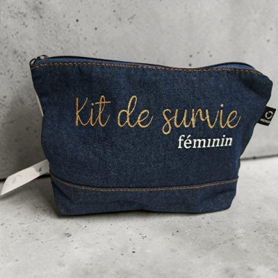Trousse de toilette " Kit de survie féminin"